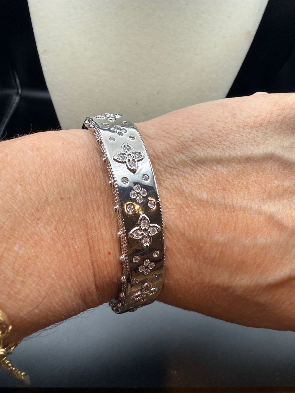 Adina Eden nwt Crystal-Embellished silver clover Bangle Bracelet brass and cz